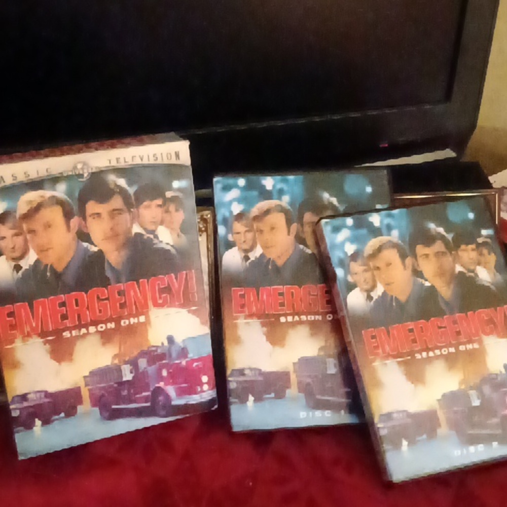 Emergency season 1